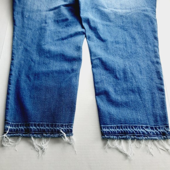 Lane Bryant Womens High Rise Straight Crop Jeans Size 26 Medium Wash Raw Hems - Picture 5 of 9